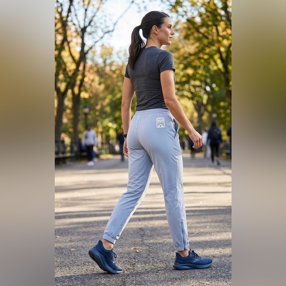 oiselle Pants - Oiselle Joggers Lightweight Running Warm-Up Pants Size 4
